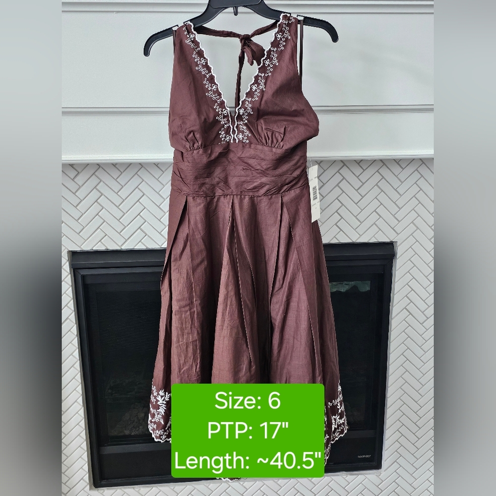 Robbie Bee Halter Dress, Lined, NWT, Size 6